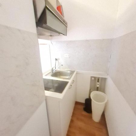 Santa Maria Valle Apartment Милан Экстерьер фото